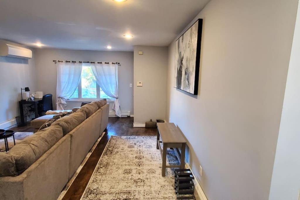 Quiet 3 Bedroom Apartment In Private Home Nova York Exterior foto