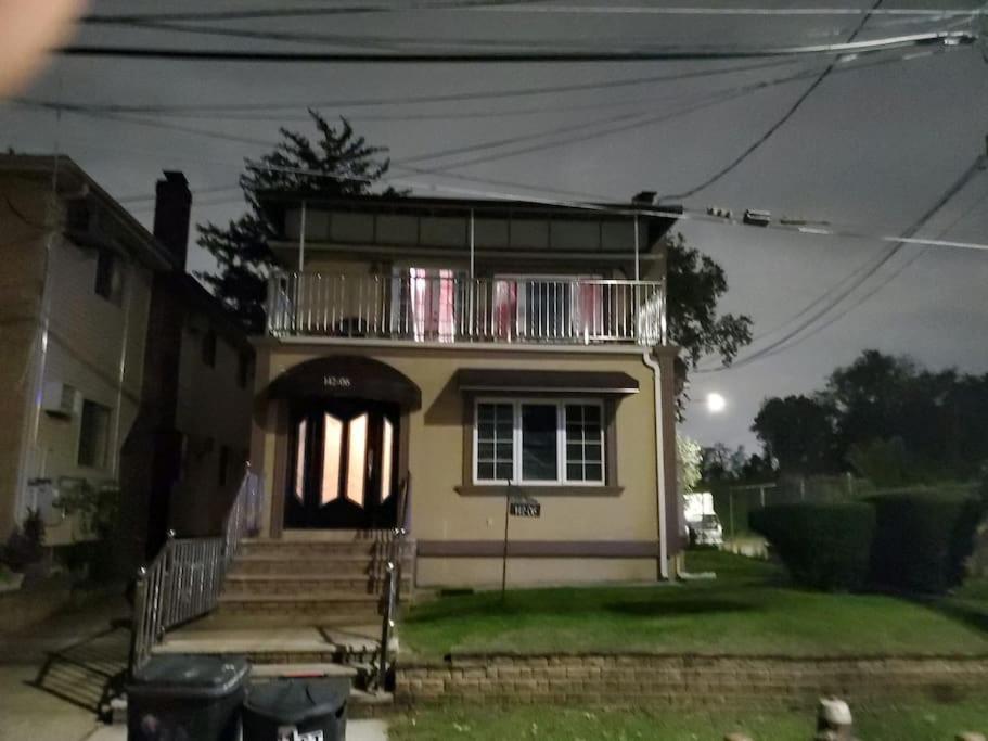 Quiet 3 Bedroom Apartment In Private Home Nova York Exterior foto