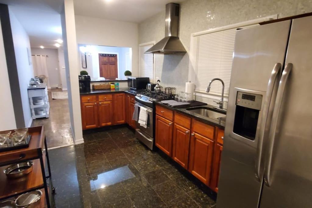 Quiet 3 Bedroom Apartment In Private Home Nova York Exterior foto